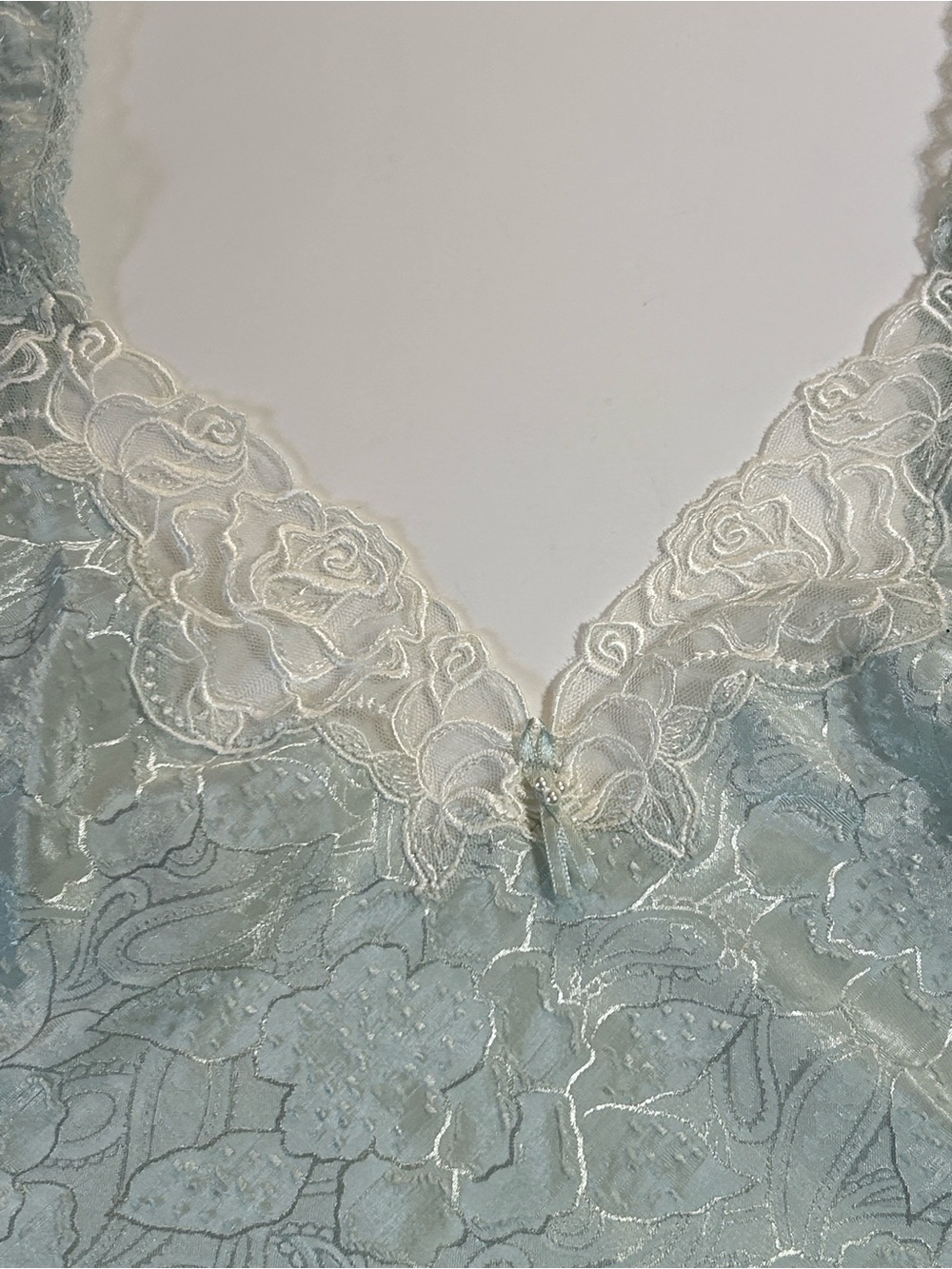 Vintage Wacoal floral lace lingerie camisole top Y2K size medium blue green